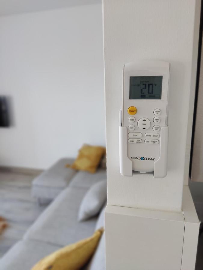 Jardin, Piscina Y Fibra Optica - Simplytarifa Appartement Buitenkant foto